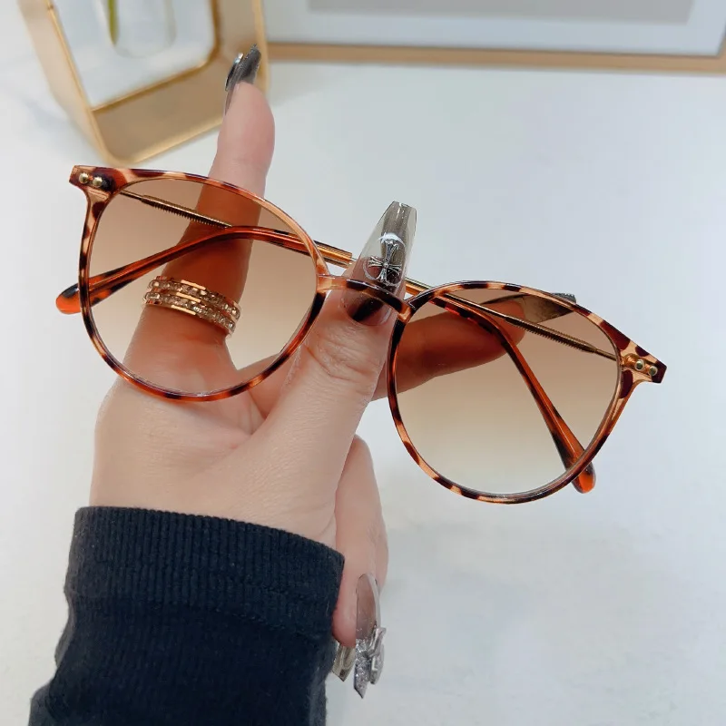 New Round Vintage Sunglasses W - Vintage Fashion Brands recensie en prijs
