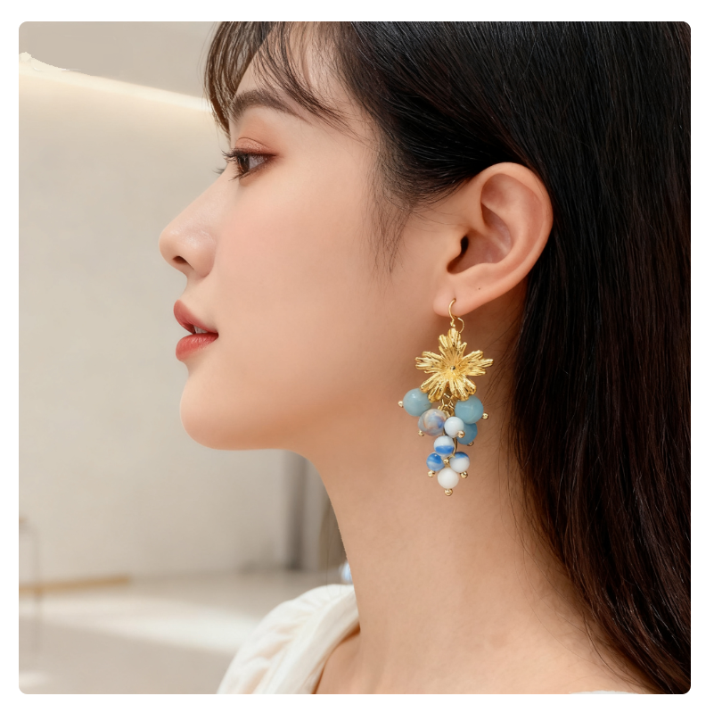 Turquoise Grape Cluster Stud E - Vintage Fashion Influencer recensie en prijs
