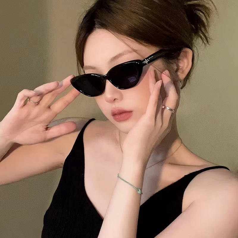 Pair Vintage Cat Eye Glasses – - Vintage Fashion Influencer recensie en prijs
