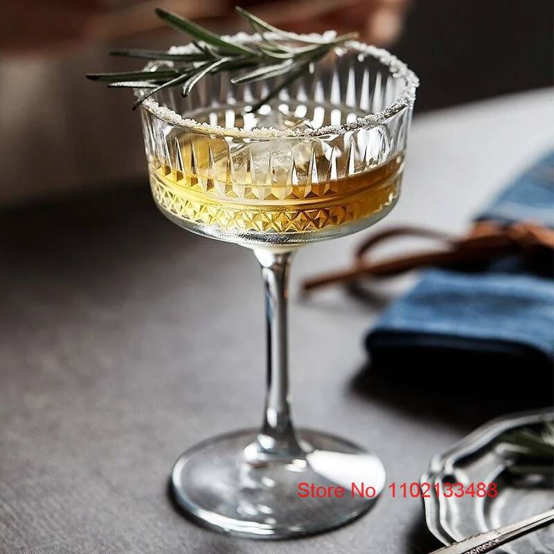 2 Pcs Carved Martini Glasses C - Vintage Fashion Eu recensie en prijs