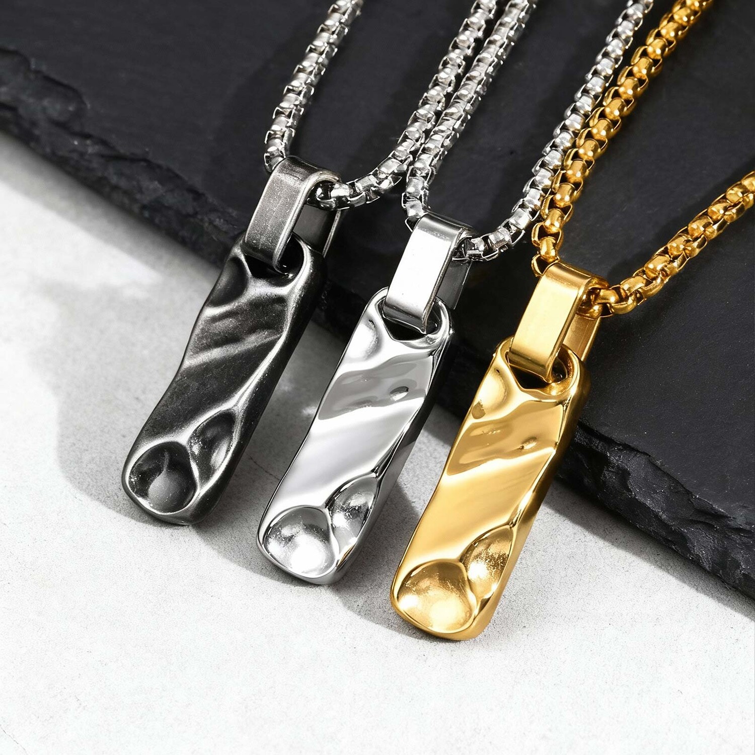 Small Dogtag Pendant Necklaces - Vintage Fashion Labels recensie en prijs