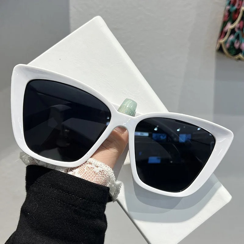 Trendy Cat Eye Sunglasses for  - Vintage Fashion Design recensie en prijs