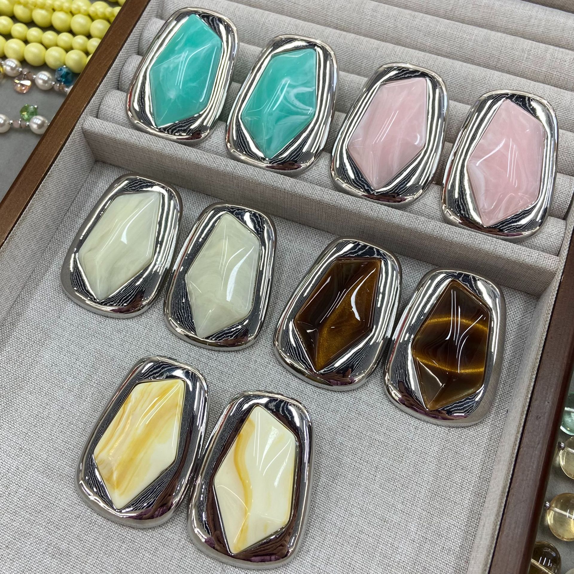 2026 Vintage Fashion Stone Ear - Vintage Fashion Influencer recensie en prijs
