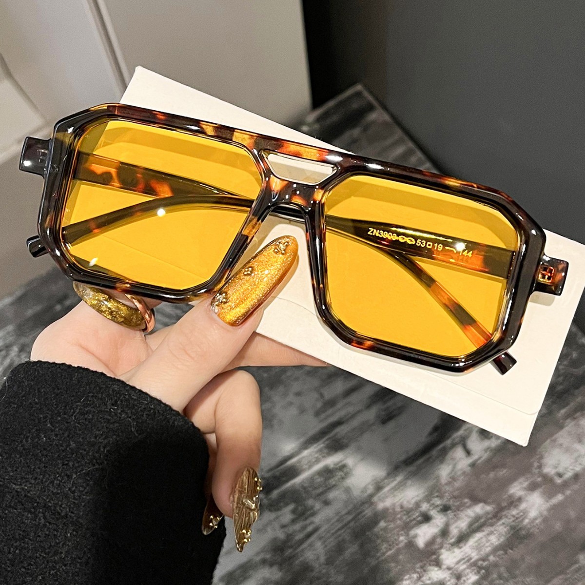 New Retro Square Double Beam S - Vintage Fashion Design recensie en prijs