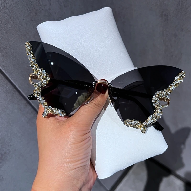 Luxury Diamond Butterfly Sungl - Vintage Fashion Brands recensie en prijs